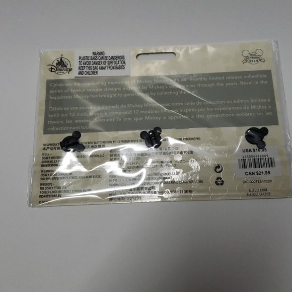 Mickey mouse memories pin set January steam boat - Picture 8 of 8